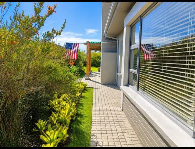 3 BEDROOM HOUSE FOR SALE IN PARADISE COAST
